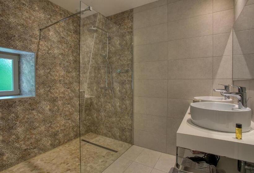 Стандартный Номер Кровать Кинг, Domaine Des Pierres Blanches   B&b