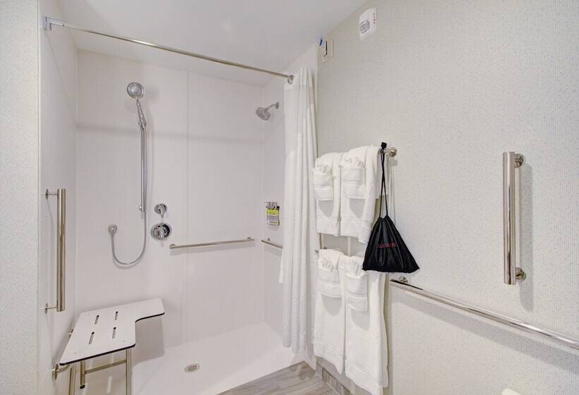 标准间, Holiday Inn Express & Suites Charlotte Southwest, An Ihg