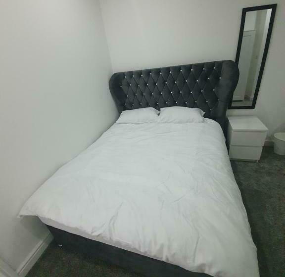 اتاق لوکس, Beautiful Rooms Shaw St And Pine St