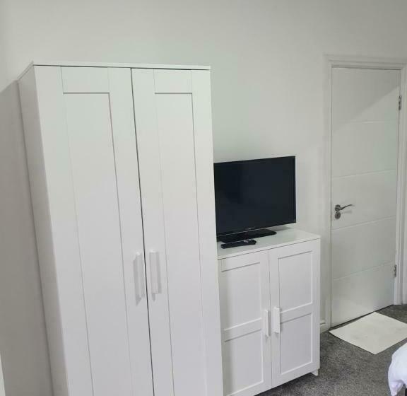 اتاق لوکس, Beautiful Rooms Shaw St And Pine St