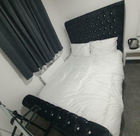 اتاق استاندارد با سرویس بهداشتی مشترک, Beautiful Rooms Shaw St And Pine St