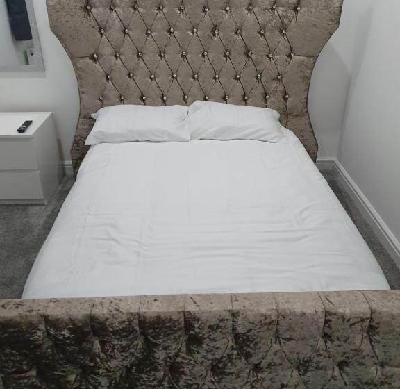 اتاق لوکس, Beautiful Rooms Shaw St And Pine St
