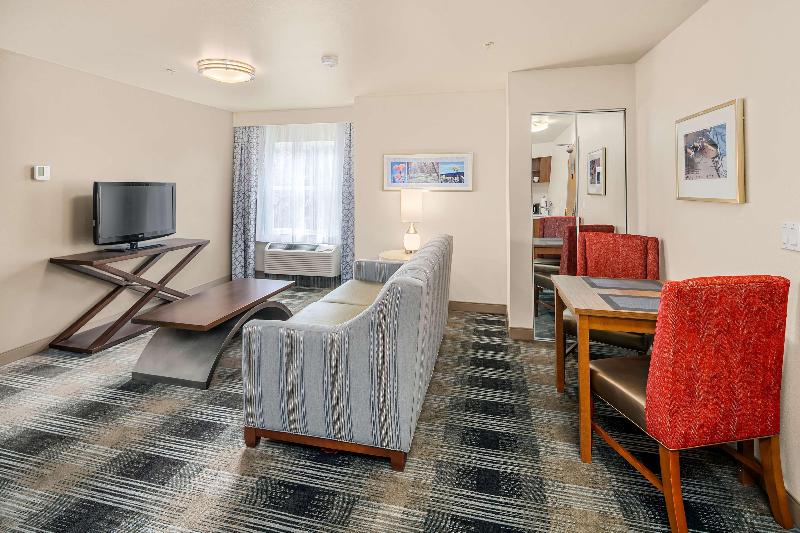 Люкс Кровать Кинг, Executive Residency By Best Western Navigator Inn & Suites