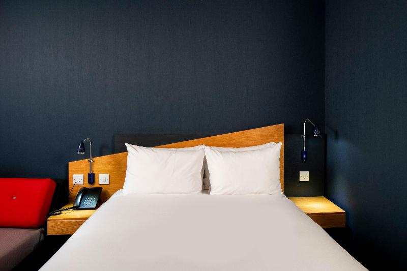 اتاق استاندارد, Holiday Inn Express Peterborough, An Ihg