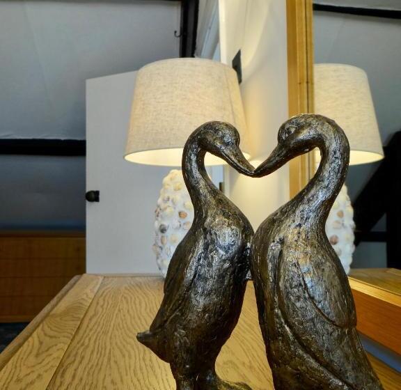 جناح, The Slipway B&b