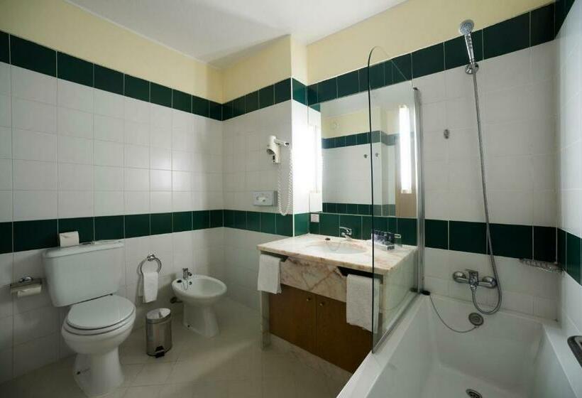 Quarto Estandar, Vila Gale Marina