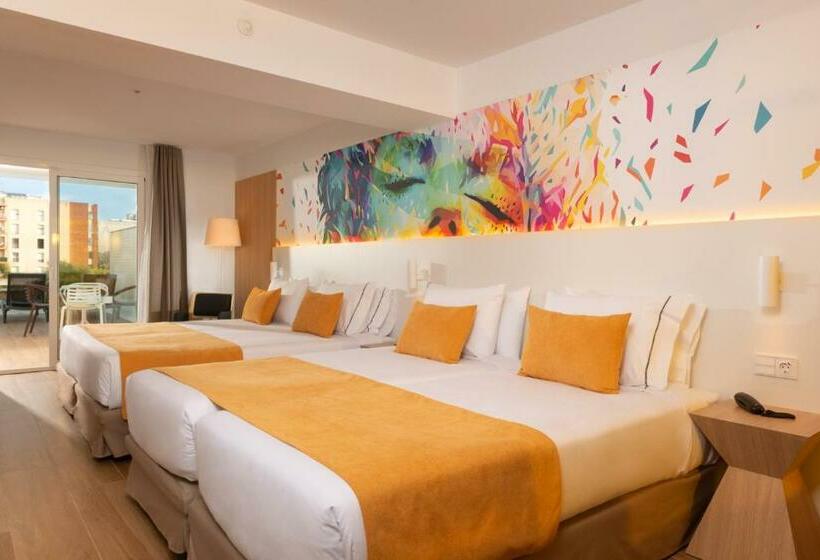 اتاق خانوادگی, L'Azure Hotel 4* Sup