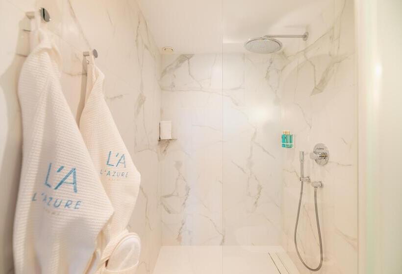 سوییت خانوادگی, L'Azure Hotel 4* Sup