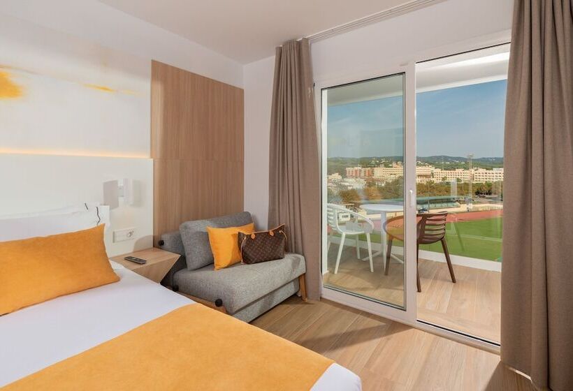اتاق استاندارد, L'Azure Hotel 4* Sup