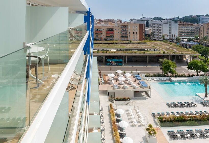اتاق سوپریور سه تخته, L'Azure Hotel 4* Sup
