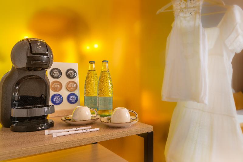 اتاق استاندارد سه نفره, L'Azure Hotel 4* Sup