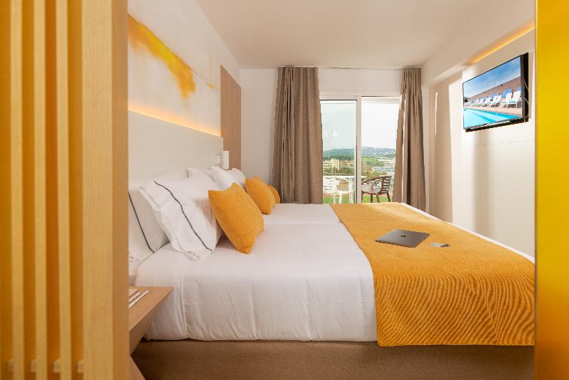 اتاق استاندارد, L'Azure Hotel 4* Sup