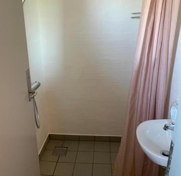 غرفة عائلية حمام مشترك, Danhostel Fjaltring