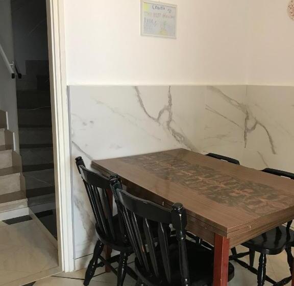 آپارتمان 2 خوابه با چشم‌انداز دریا, Apartments Rako