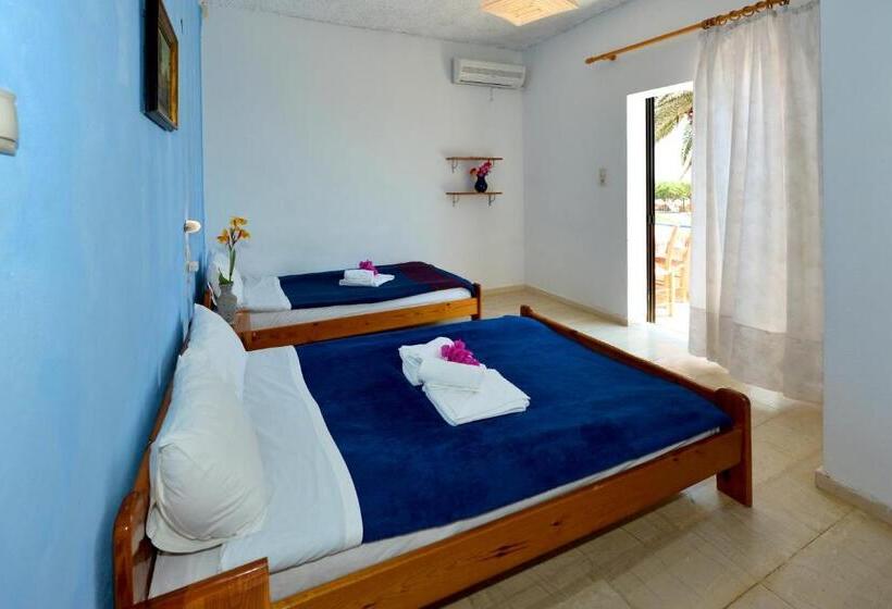 Triple Room Sea View, Coral
