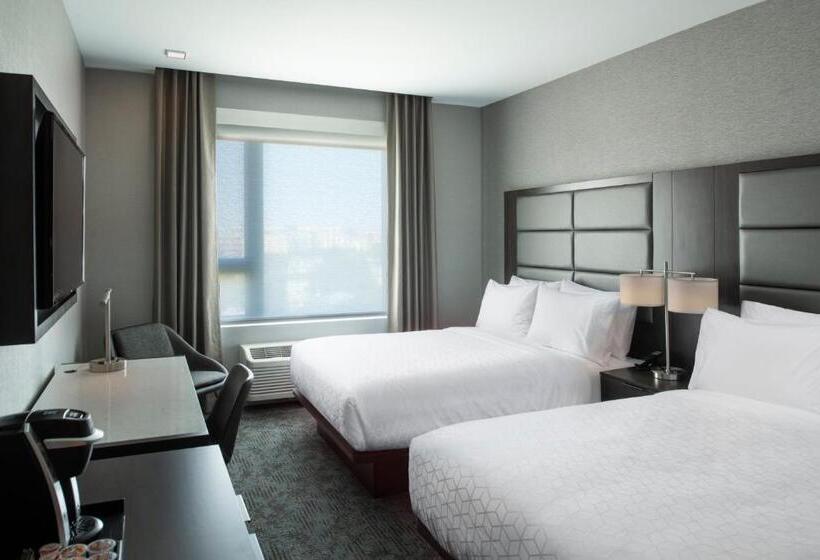 اتاق استاندارد برای معلولان, Holiday Inn Express   Boston Logan Airport   Revere, An Ihg
