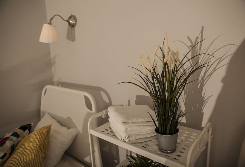 חדר סטנדרט חדר אמבטיה משותף, Bi Pi Hostel
