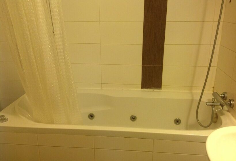 اتاق لوکس, Maputo Residence Inn