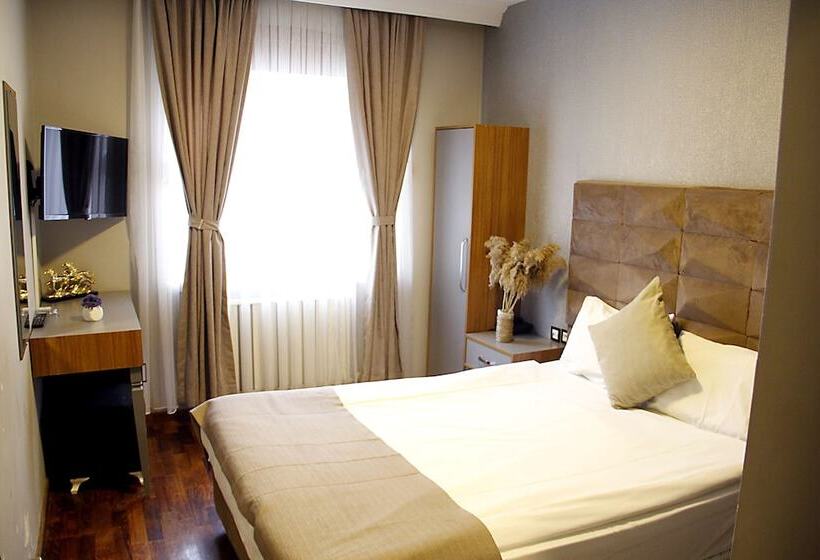 标准间, Cadde 7 Otel
