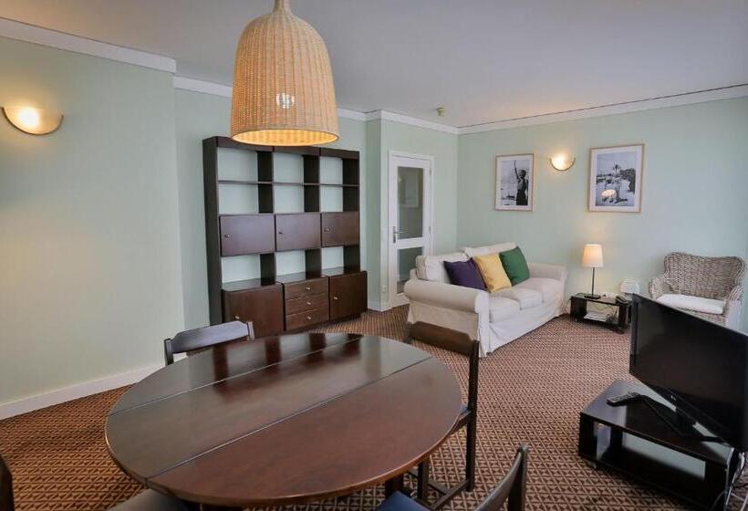 آپارتمان ممتاز دوخوابه رو به دریا, Apartamento Solverde