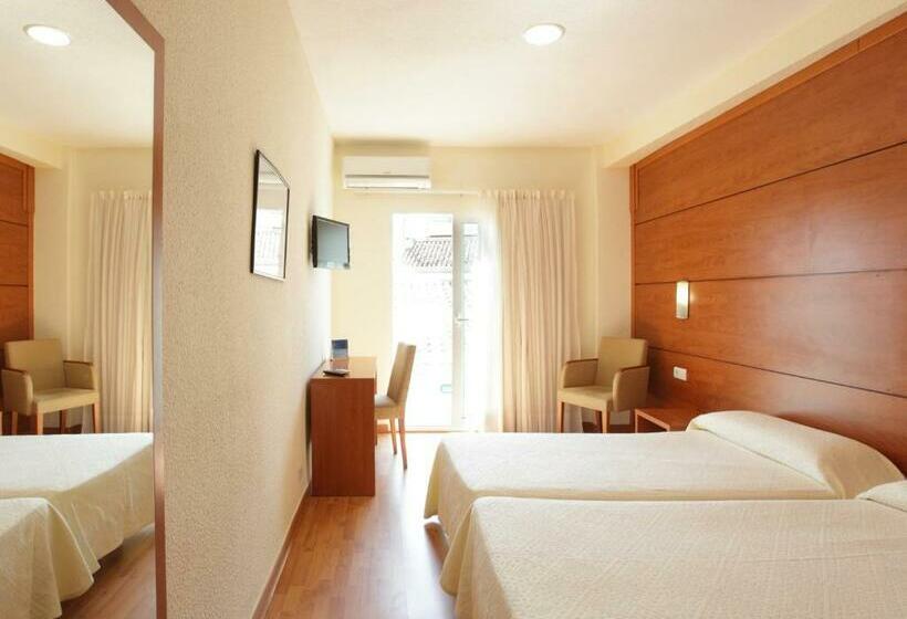 اتاق استاندارد با بالکن, Centro Mar