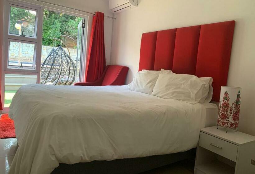 חדר סטנדרט נוף לבריכה, Ouklip Place Hotels