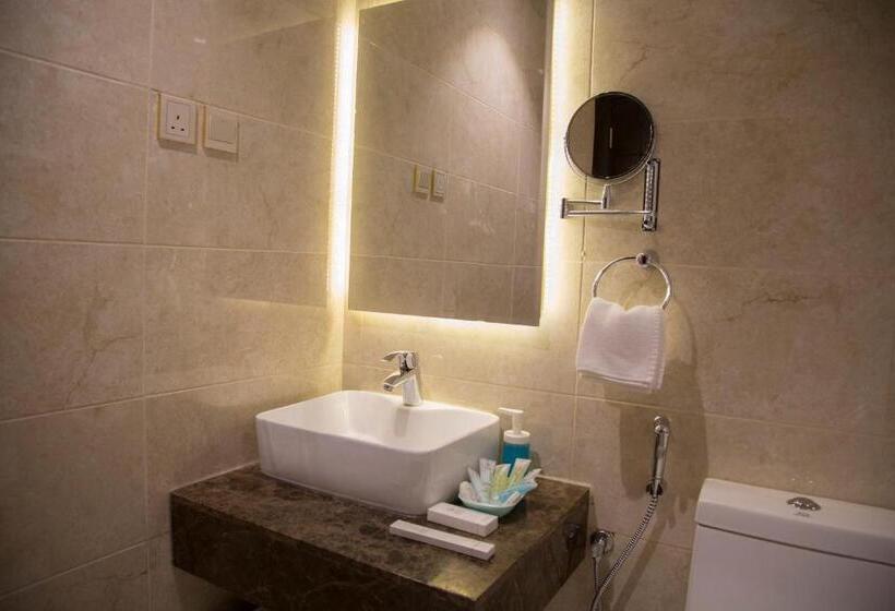 1 Bedroom Penthouse Apartment, Emerald Residence