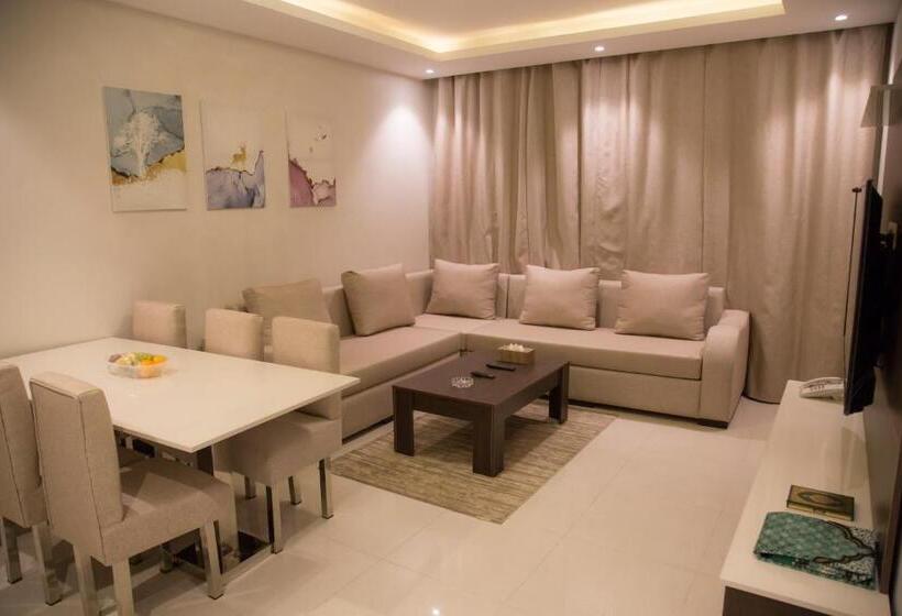 1 Bedroom Penthouse Apartment, Emerald Residence