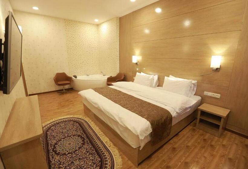 اتاق استاندارد چهار تخته, Uzbekistan