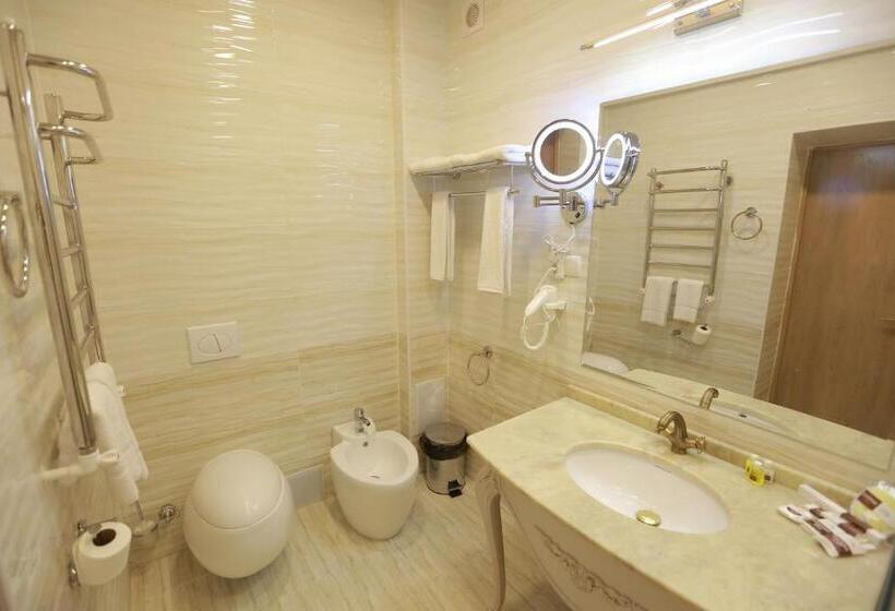 اتاق استاندارد چهار تخته, Uzbekistan