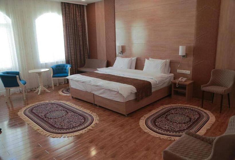 اتاق استاندارد چهار تخته, Uzbekistan