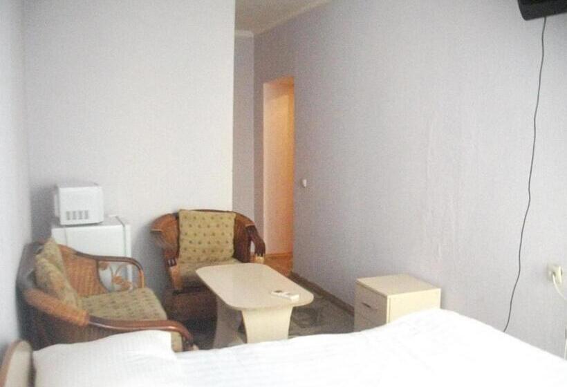 اتاق استاندارد یک نفره, B&b Aktau не отель