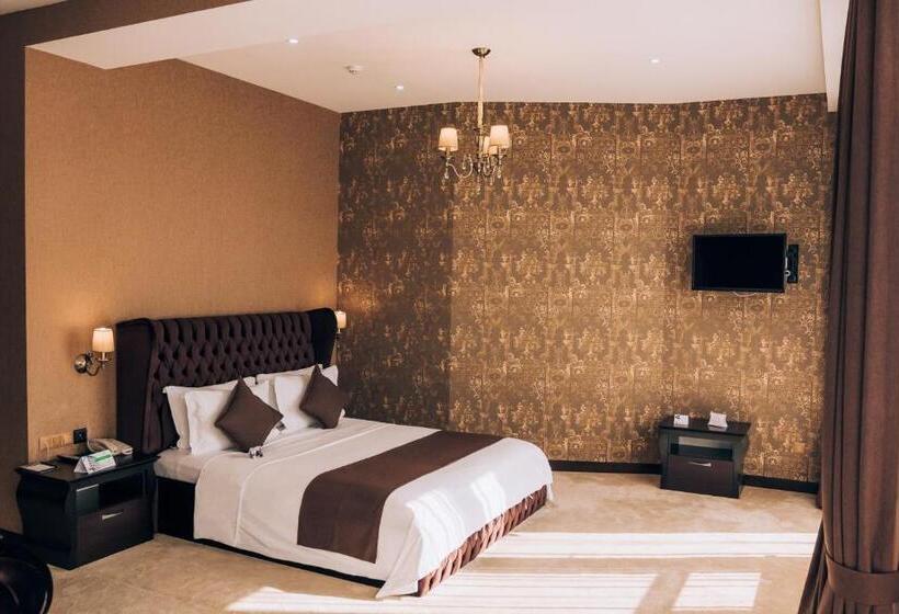 سوییت, Megapolis Hotel Shymkent