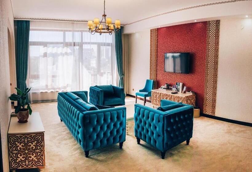 سوییت, Megapolis Hotel Shymkent
