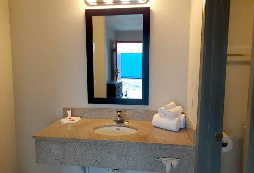 Стандартный Номер Кровать Кинг, My Home & Suites Covington
