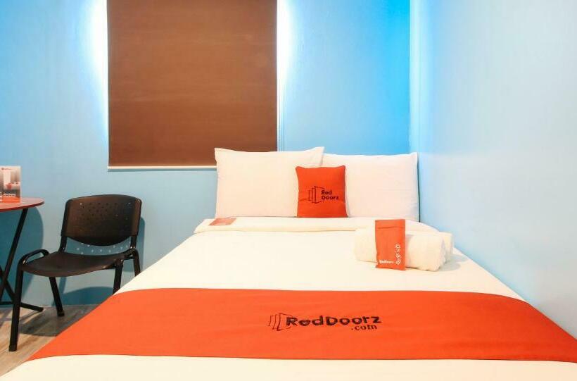 اتاق استاندارد, Reddoorz At Hotel Rosemarie