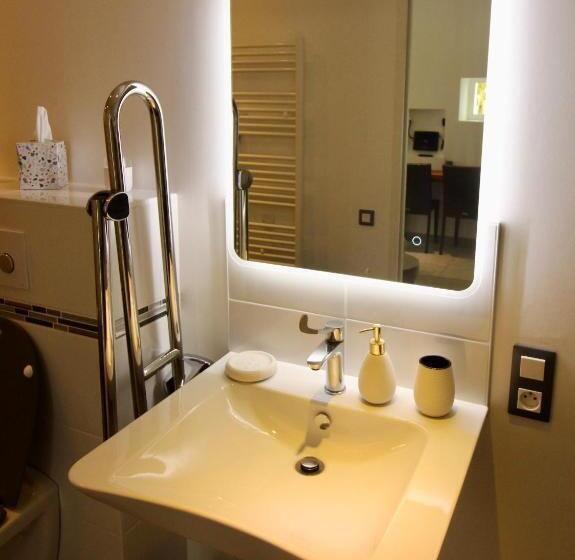 适合残疾人使用的标准间, Chambre Pomme Cannelle Premium Aux Portes De Bayeux Normandie 2 Pers