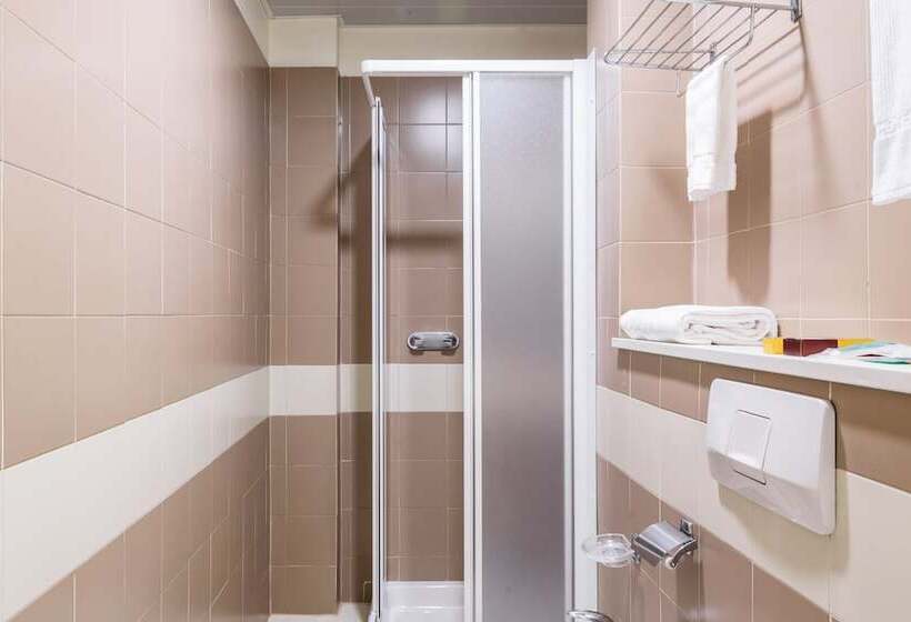 اتاق اکونومی, B&b Hotel Milano Ornato