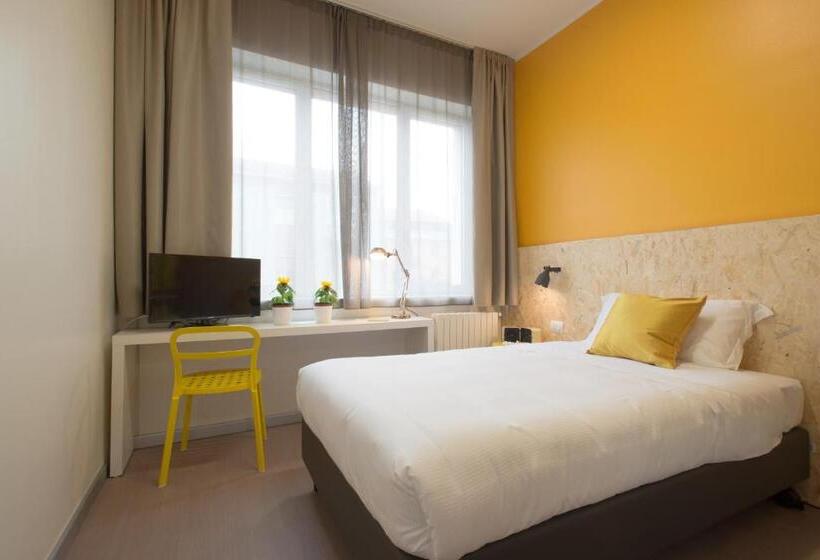اتاق استاندارد یک نفره, B&b Hotel Milano Ornato