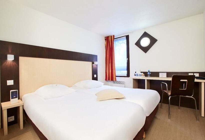 Номер Стандарт, Kyriad Rouen Nord   Mont Saint Aignan