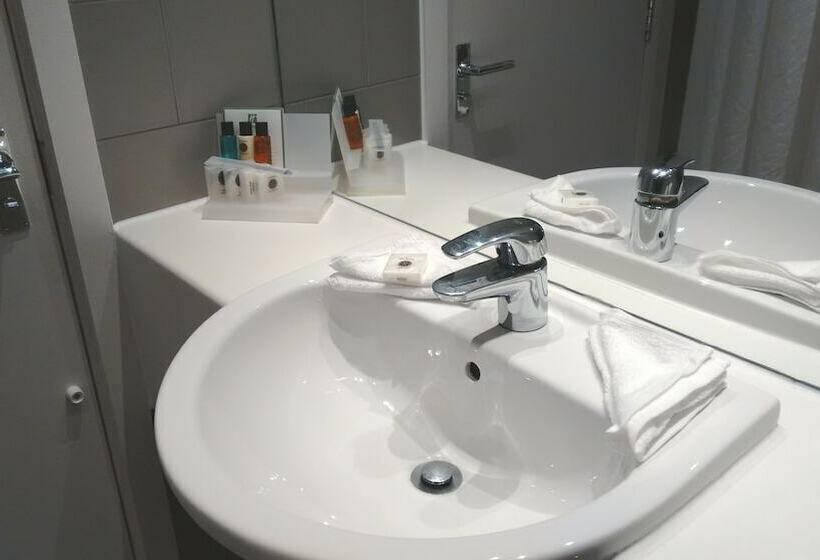 اتاق استاندارد, Holiday Inn Edinburgh Zoo, An Ihg