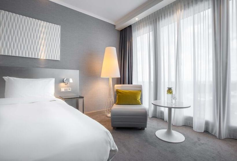Номер Superior, Radisson Blu Hotel Hannover