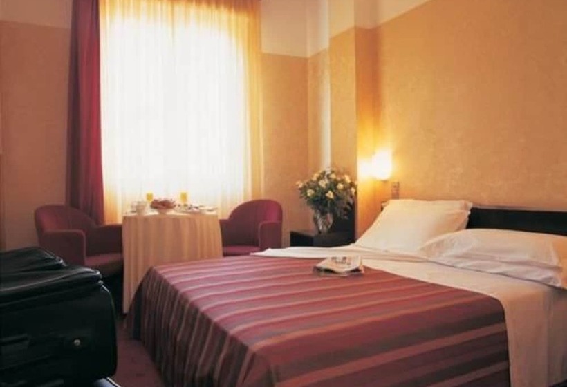 اتاق استاندارد, Mokinba Hotels Sant Ambroeus