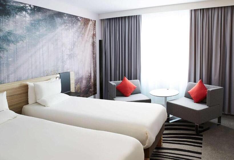 Номер Superior, Novotel Manchester Centre