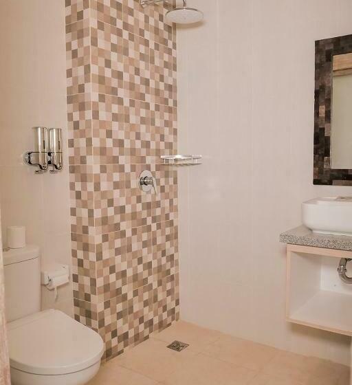 Quarto Deluxe, Tirtha Khayangan