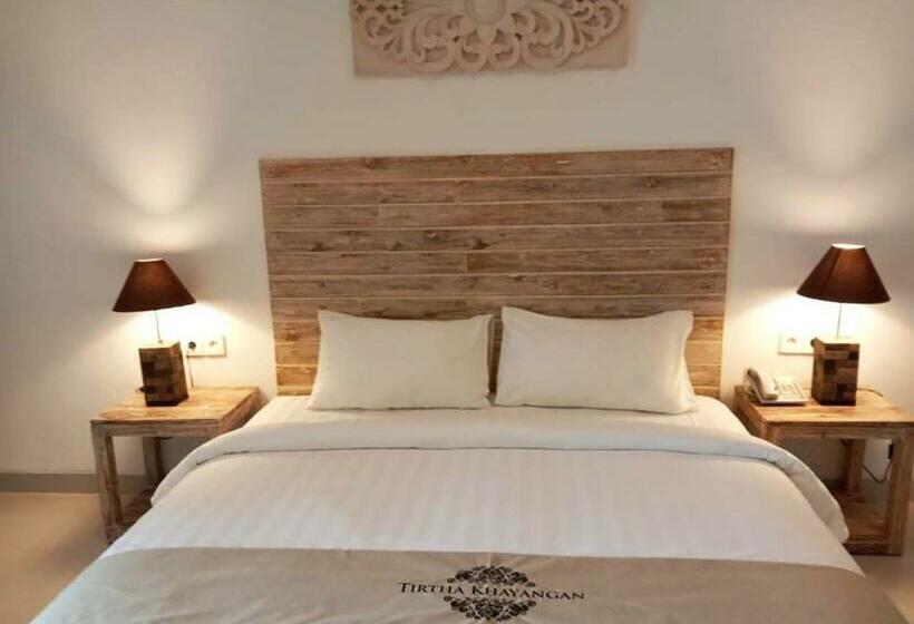 Quarto Superior com Sacada, Tirtha Khayangan