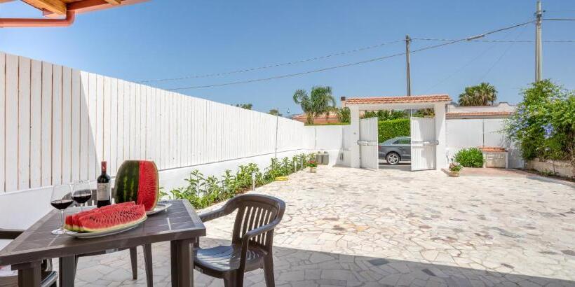 Номер Стандарт, Arricàmpati Rooms In Villa & Rent Car Airport
