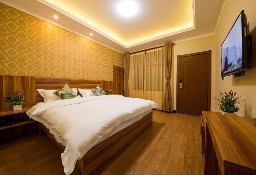 اتاق استاندارد, Shangri_la Lamtin Youth Hostel