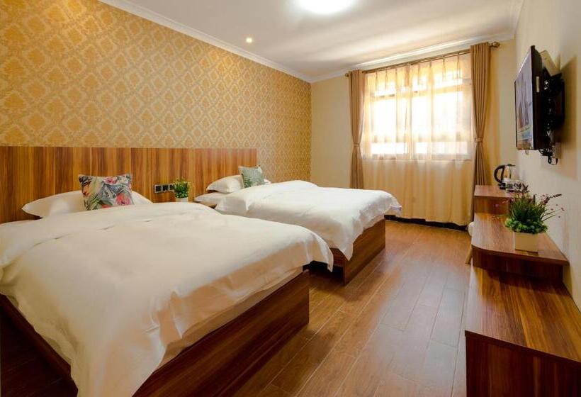 اتاق خانوادگی, Shangri_la Lamtin Youth Hostel