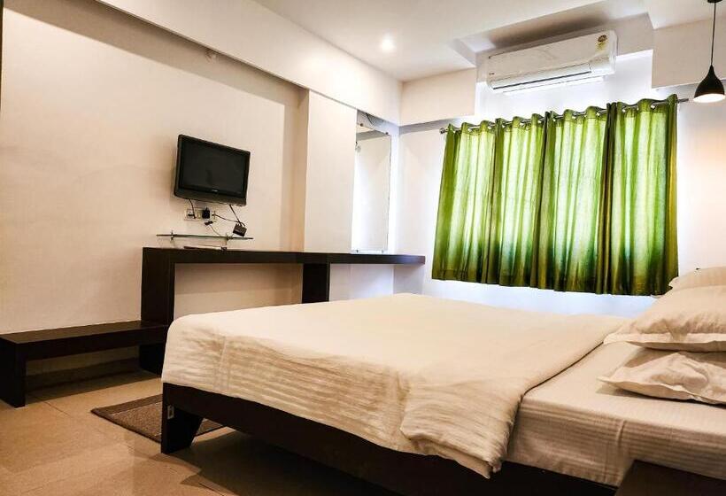 Quarto Estandar, Rajwada Aurangabad
